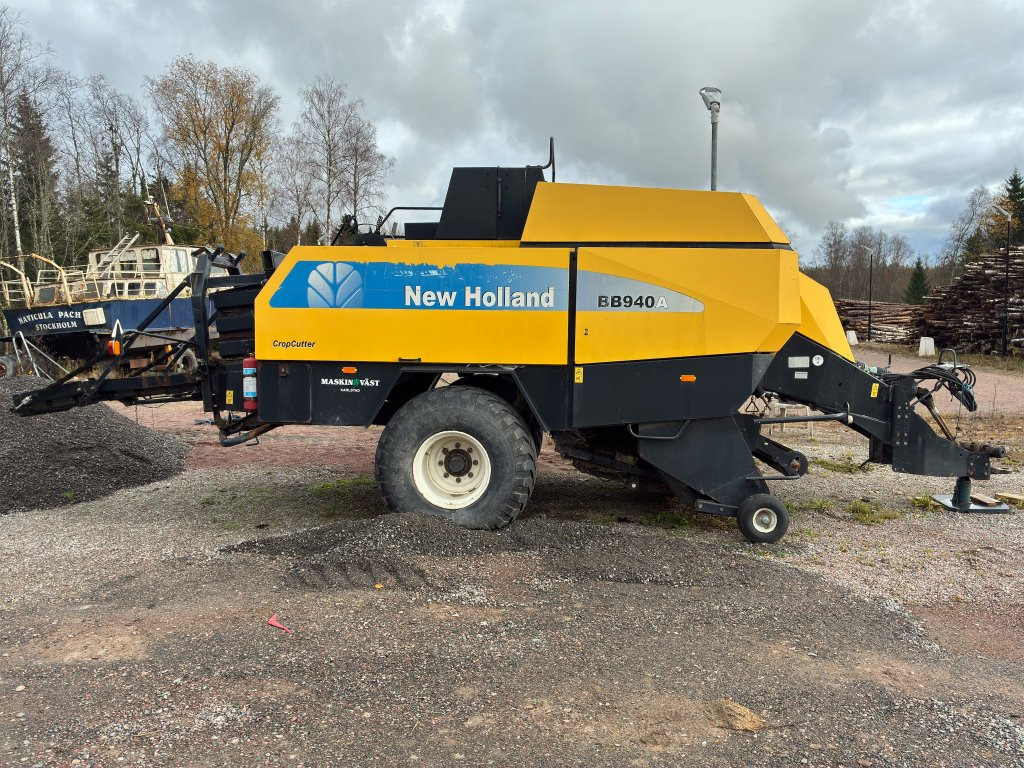 New Holland BB940A - Empacadora de pacas cuadradas: foto 4 New Holland BB940A - Empacadora de pacas cuadradas: foto 4