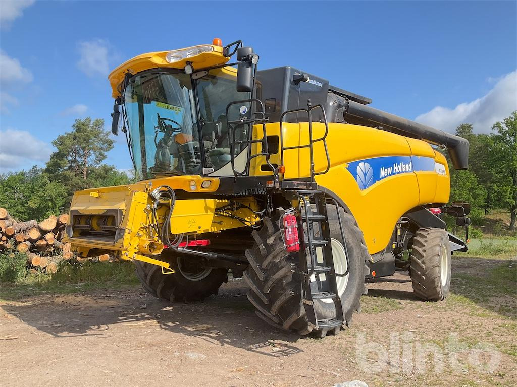 New Holland CX8060 - Cosechadora de granos: foto 3 New Holland CX8060 - Cosechadora de granos: foto 3
