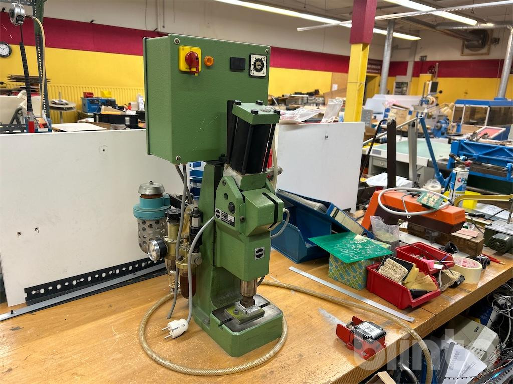 Schmidt C 50-85 - Prensa plegadora: foto 1 Schmidt C 50-85 - Prensa plegadora: foto 1