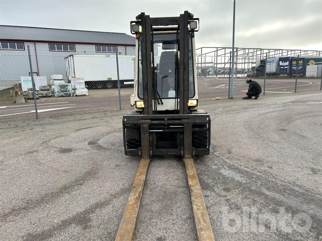 Carretilla elevadora Stocka 3,9-500 DBH: foto 8 Carretilla elevadora Stocka 3,9-500 DBH: foto 8