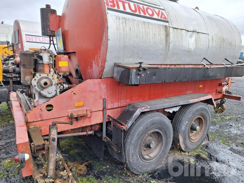 Strassmayer TS 5000 (1993) - Cisterna de riego asfáltico: foto 3 Strassmayer TS 5000 (1993) - Cisterna de riego asfáltico: foto 3