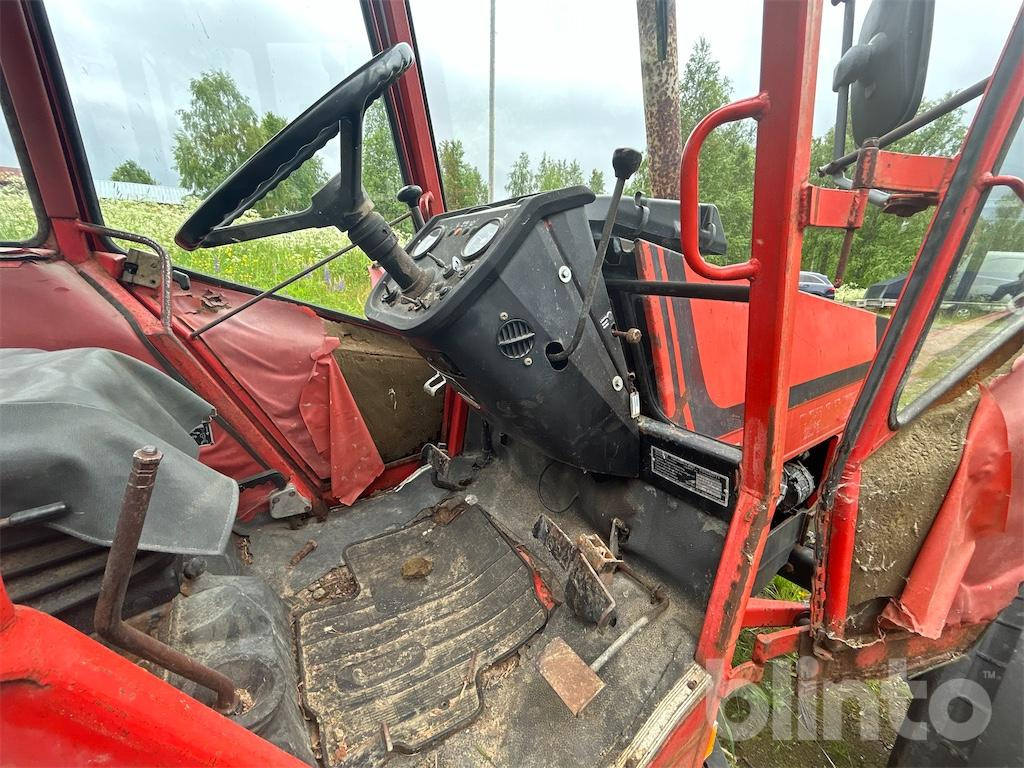 Tractor VALMET 604: foto 29