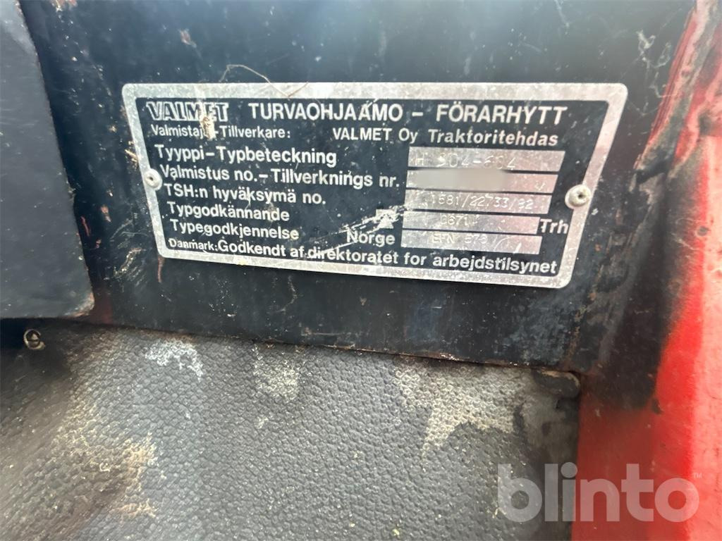 Tractor VALMET 604: foto 30