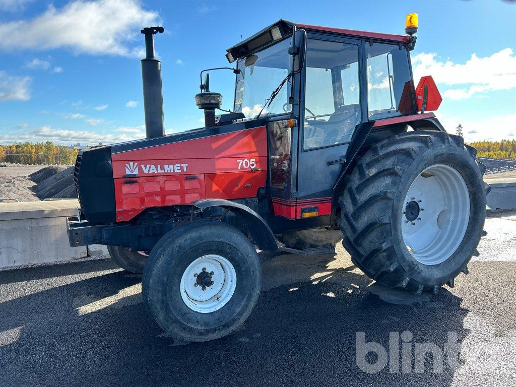 VALMET 705 - Tractor: foto 1 VALMET 705 - Tractor: foto 1