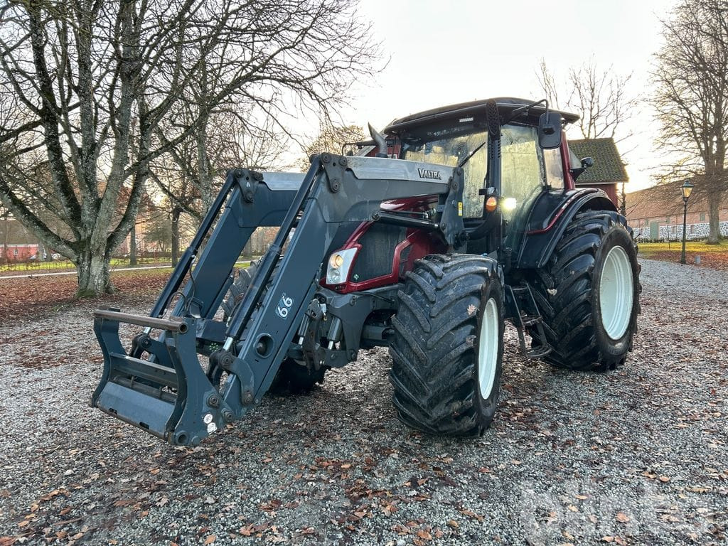VALTRA N-SERIES - Tractor forestal: foto 1 VALTRA N-SERIES - Tractor forestal: foto 1