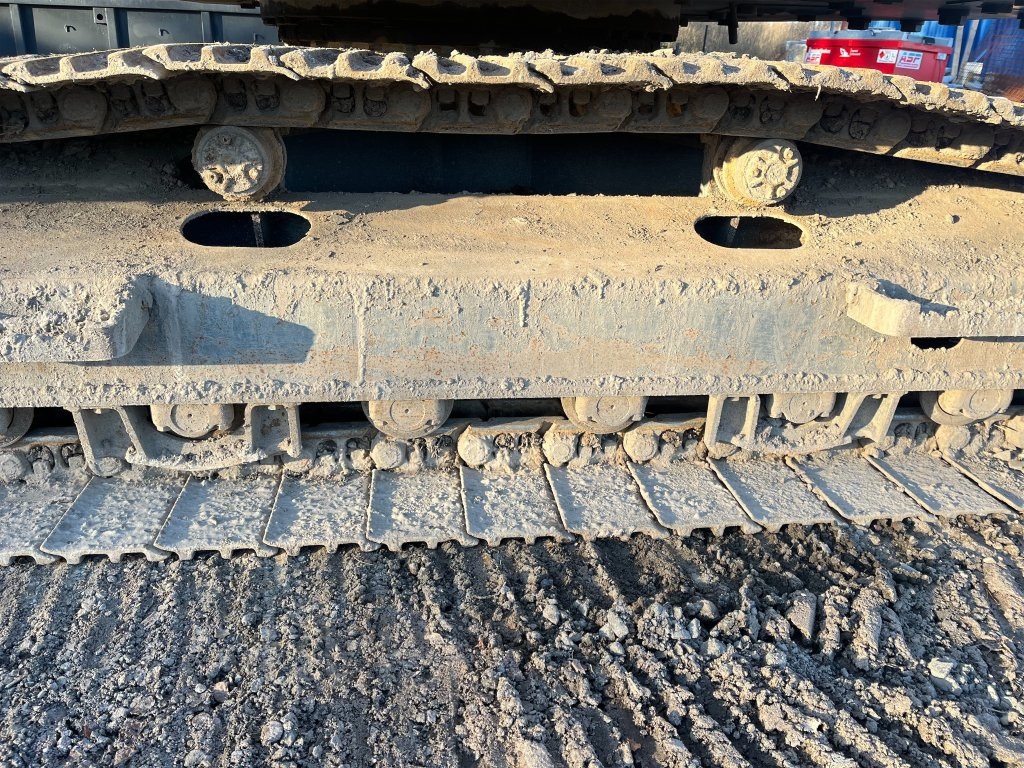 Excavadora de cadenas Volvo EC235EL: foto 46 Excavadora de cadenas Volvo EC235EL: foto 46