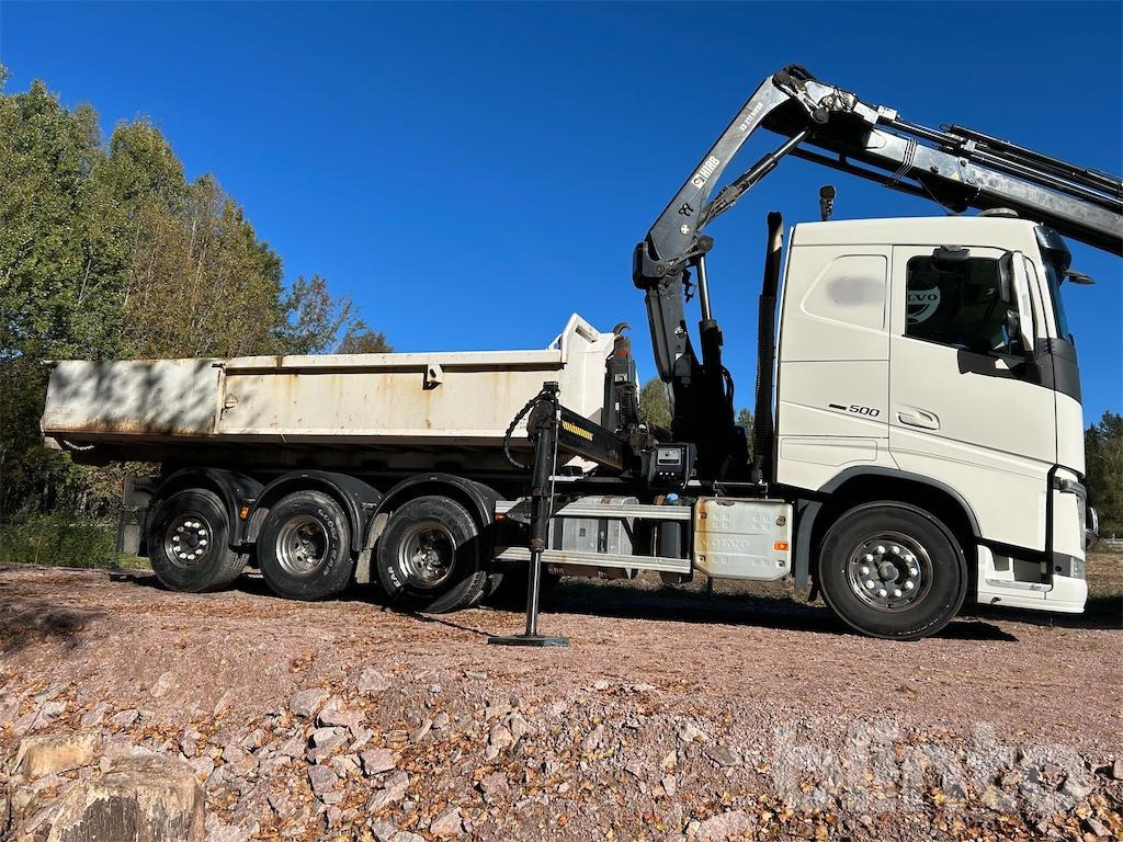 Volvo FH500 - Camión multibasculante, Camión grúa: foto 2 Volvo FH500 - Camión multibasculante, Camión grúa: foto 2