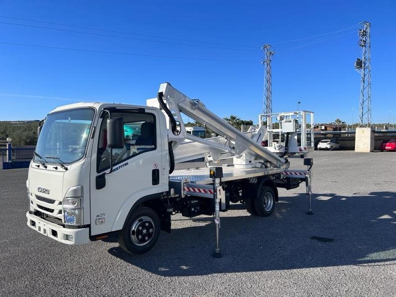 Isuzu HX200 - Camión con plataforma elevadora: foto 3 Isuzu HX200 - Camión con plataforma elevadora: foto 3