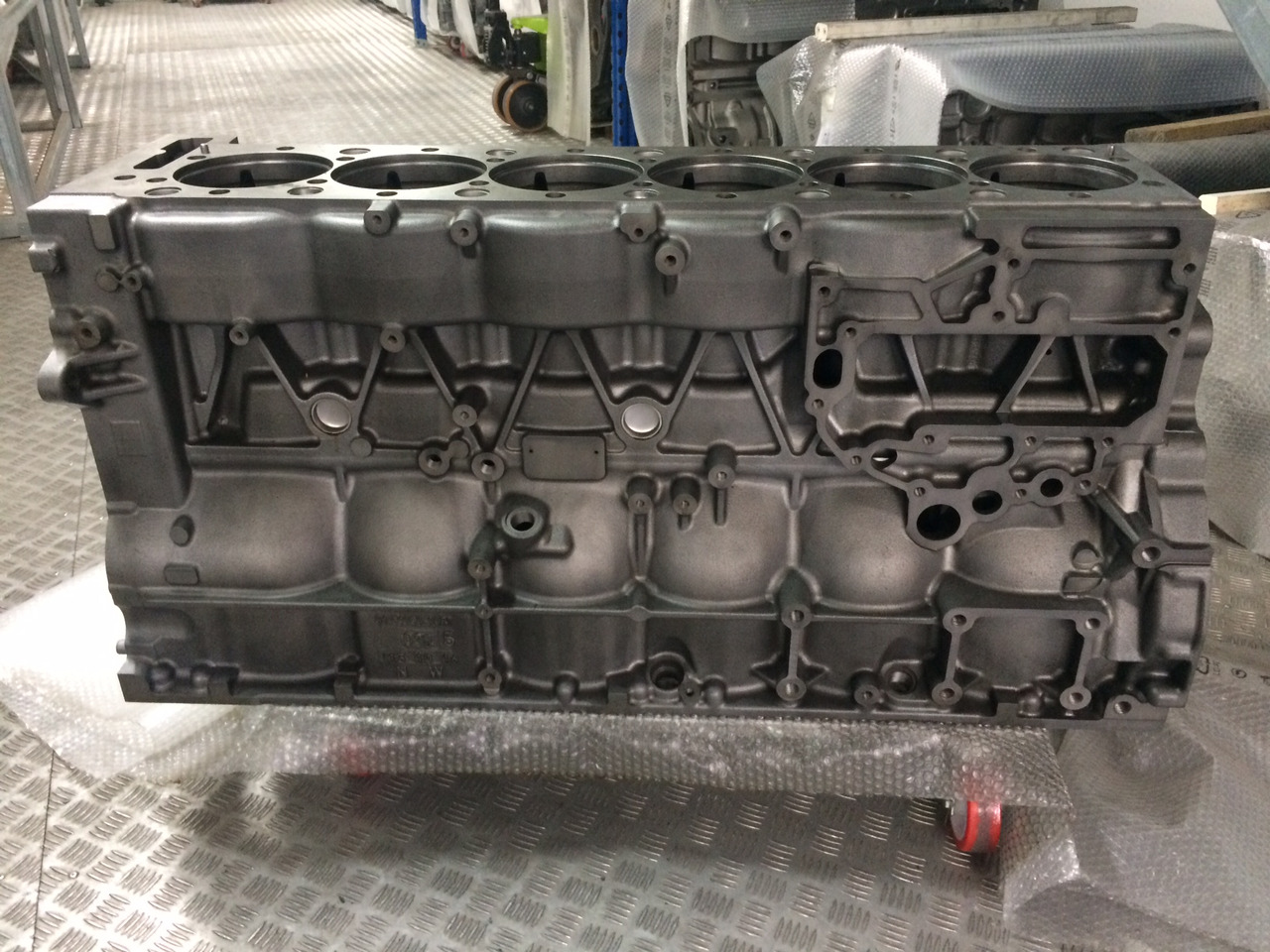 BASAMENTO MAN D2676 - EURO 6 - Cárter: foto 5 BASAMENTO MAN D2676 - EURO 6 - Cárter: foto 5