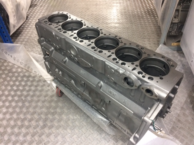 BASAMENTO MAN D2876LUE623 / D2876LOH20 / D2876LOH21 - Cárter: foto 3 BASAMENTO MAN D2876LUE623 / D2876LOH20 / D2876LOH21 - Cárter: foto 3