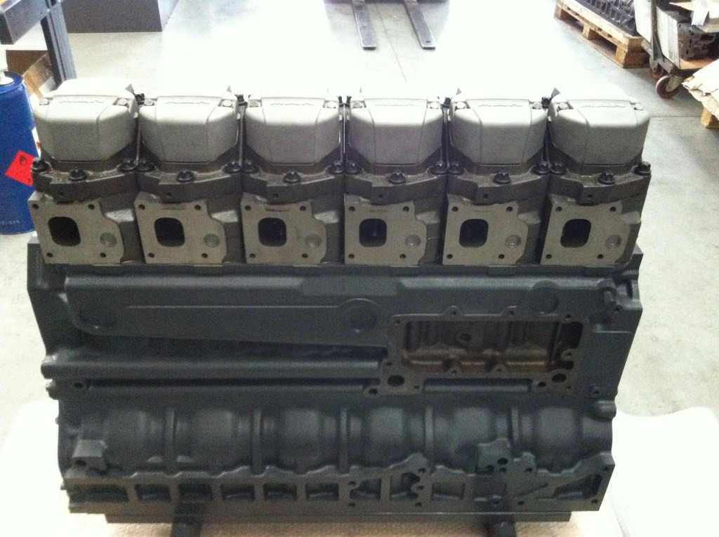 MOTORE MAN D2866LUH27 - 260CV - EURO 3 - BUS - Motor para Autobús: foto 2 MOTORE MAN D2866LUH27 - 260CV - EURO 3 - BUS - Motor para Autobús: foto 2