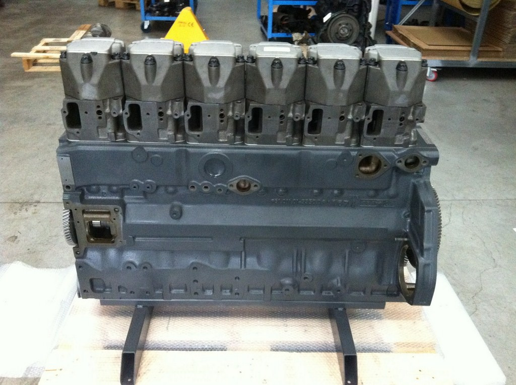 MOTORE MAN D2866LUH27 - 260CV - EURO 3 - BUS - Motor para Autobús: foto 3 MOTORE MAN D2866LUH27 - 260CV - EURO 3 - BUS - Motor para Autobús: foto 3