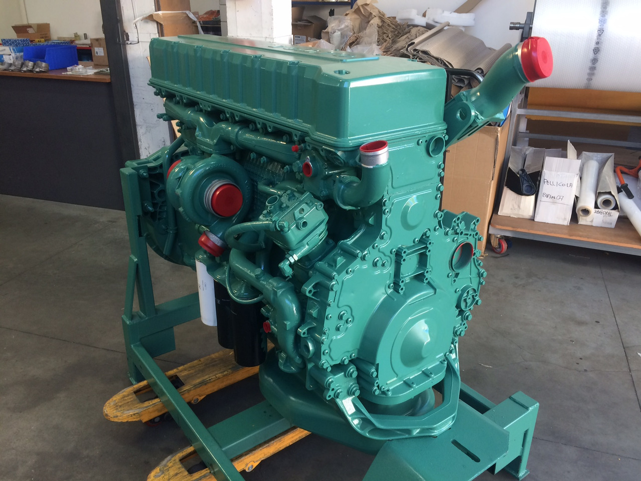 MOTORE VOLVO D12A380 - D12A420 - Motor: foto 1 MOTORE VOLVO D12A380 - D12A420 - Motor: foto 1