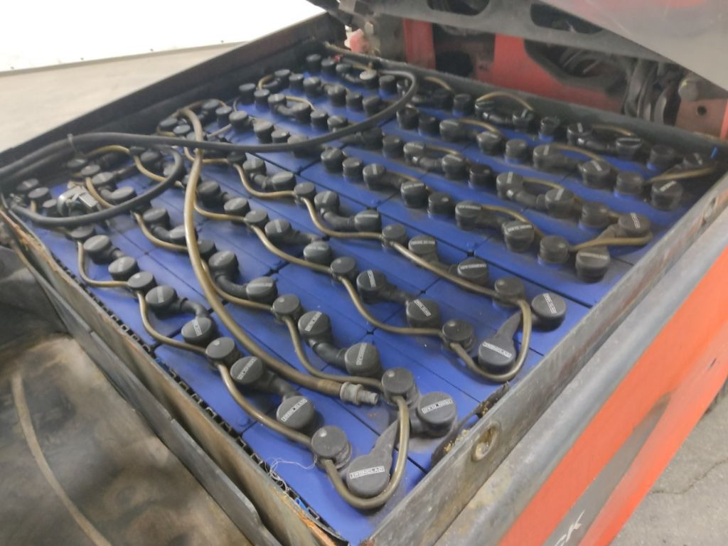 Linde E30L-01 - Carretilla elevadora eléctrica: foto 4 Linde E30L-01 - Carretilla elevadora eléctrica: foto 4