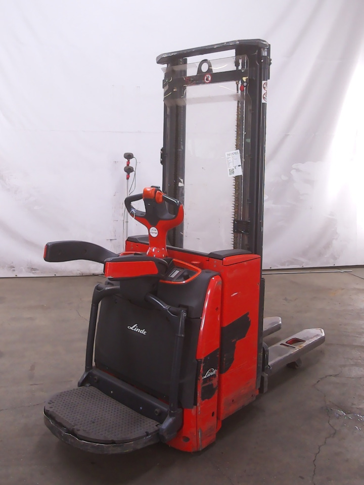 Linde L14AP - Apilador: foto 2 Linde L14AP - Apilador: foto 2