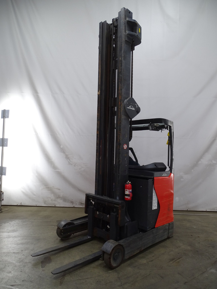 Linde R16HD-01 - Retráctil: foto 1 Linde R16HD-01 - Retráctil: foto 1