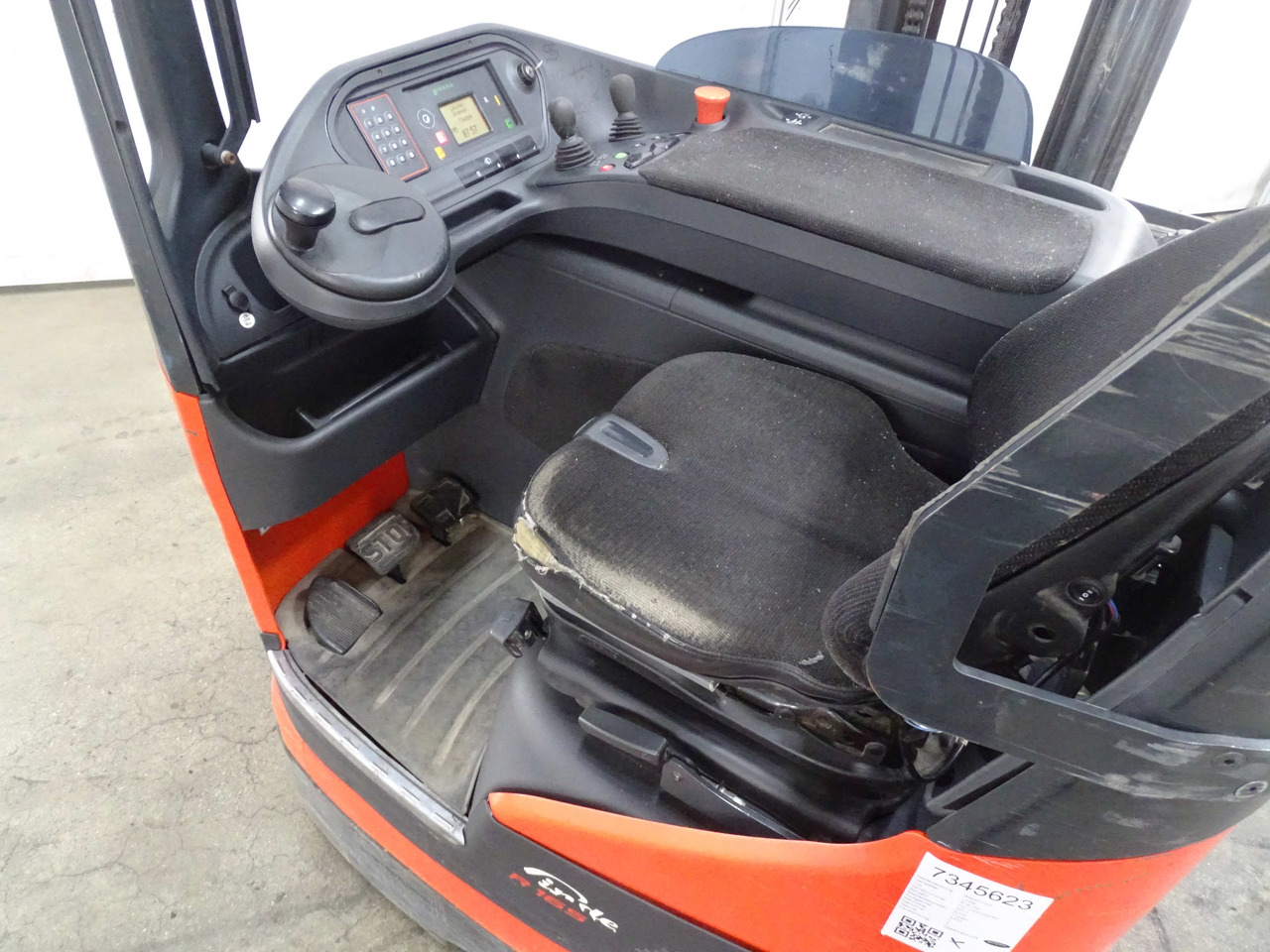 Linde R16HD-01 - Retráctil: foto 3 Linde R16HD-01 - Retráctil: foto 3