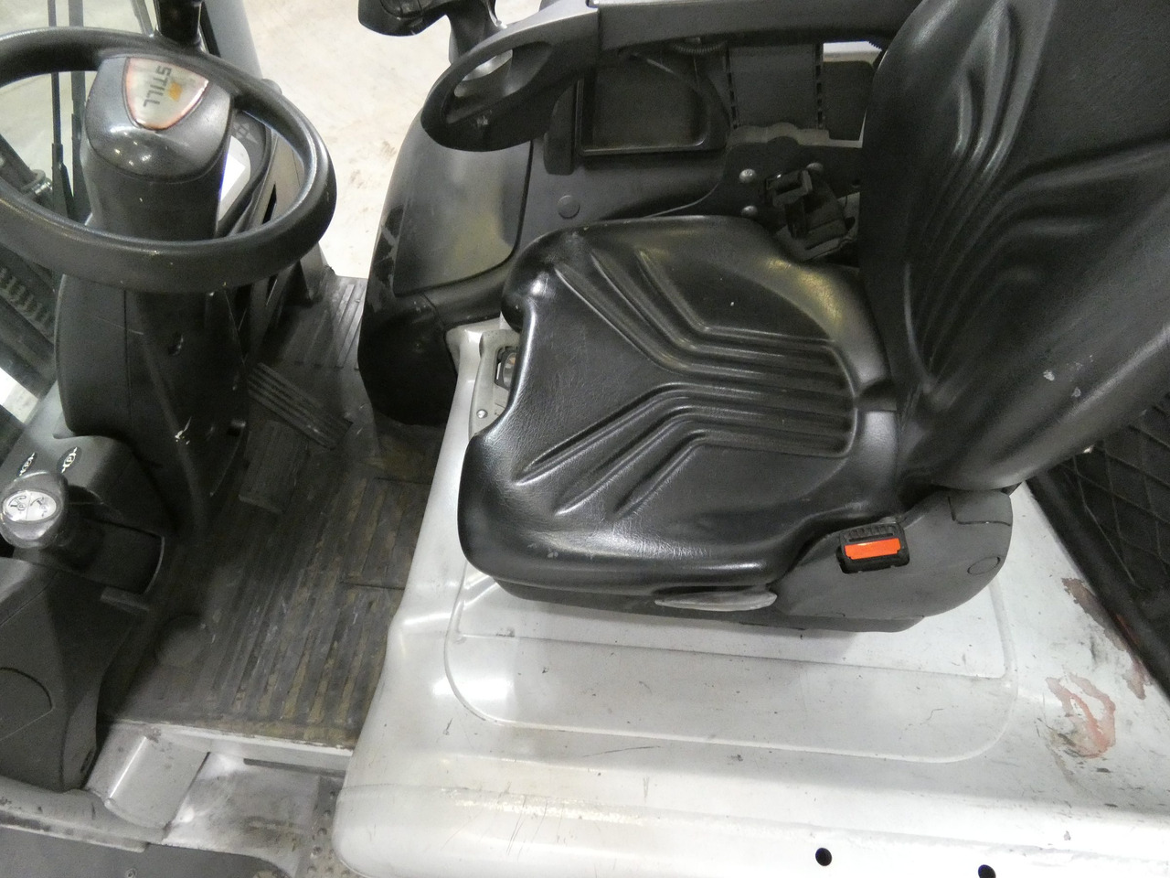 Still RX60-25 - Carretilla elevadora eléctrica: foto 3 Still RX60-25 - Carretilla elevadora eléctrica: foto 3