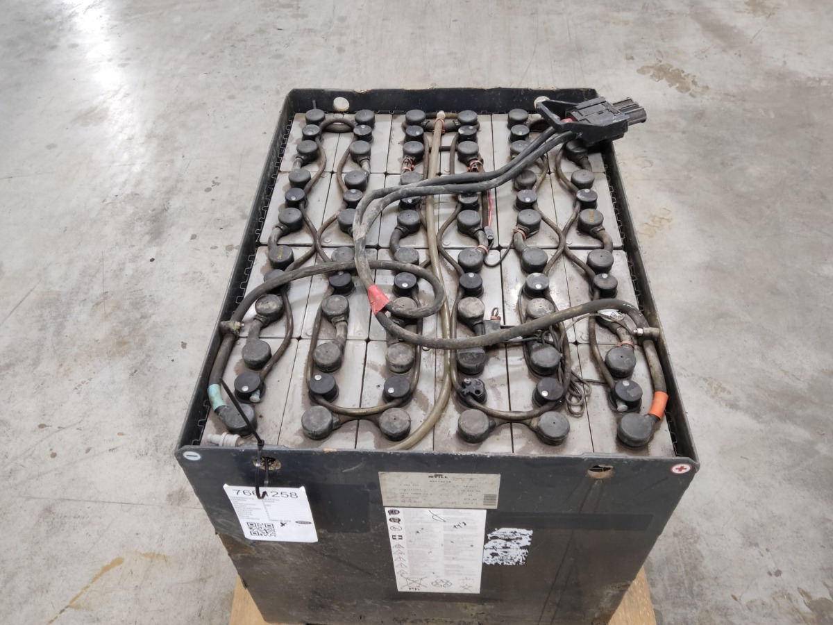 Weitere 48V625AH - Acumulador para Equipo de manutención: foto 3 Weitere 48V625AH - Acumulador para Equipo de manutención: foto 3