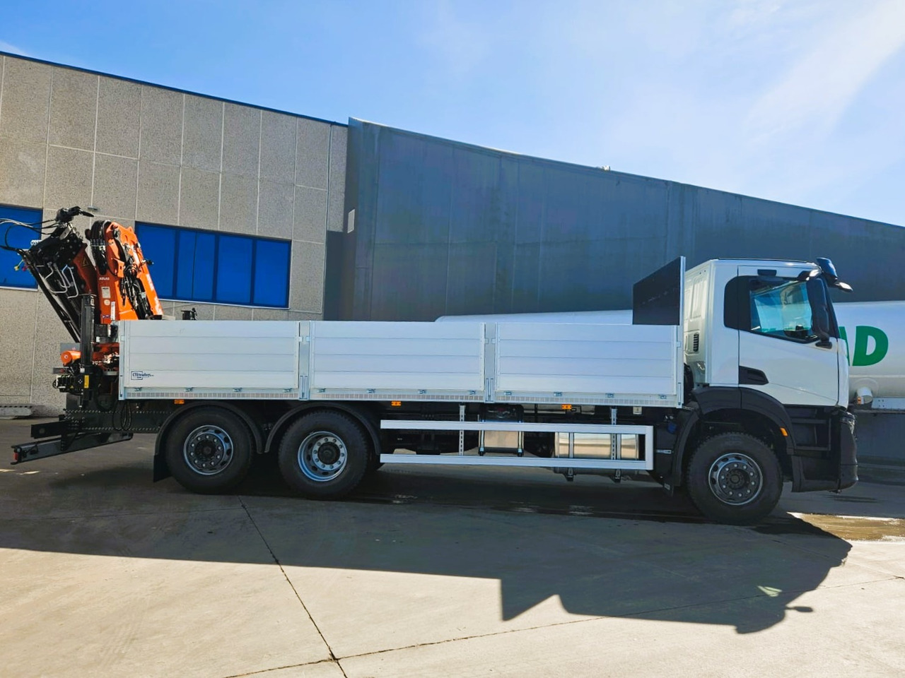 Iveco X-Way AD300X46Z HR ON+ - Camión caja abierta, Camión grúa: foto 4 Iveco X-Way AD300X46Z HR ON+ - Camión caja abierta, Camión grúa: foto 4