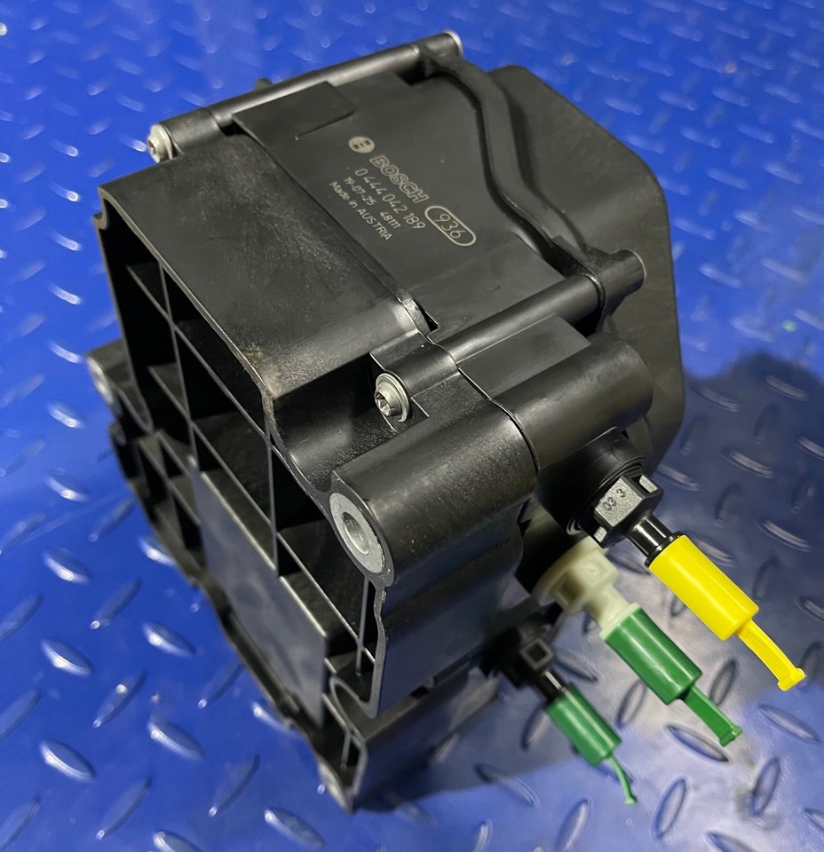 John Deere 8400 Harvester SCR Pump DZ111283 - Sistema de escape para Cosechadora: foto 5 John Deere 8400 Harvester SCR Pump DZ111283 - Sistema de escape para Cosechadora: foto 5