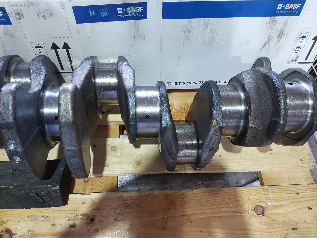Mercedes Crankshaft OM473 Euro 6 - Cigüeñal: foto 4 Mercedes Crankshaft OM473 Euro 6 - Cigüeñal: foto 4