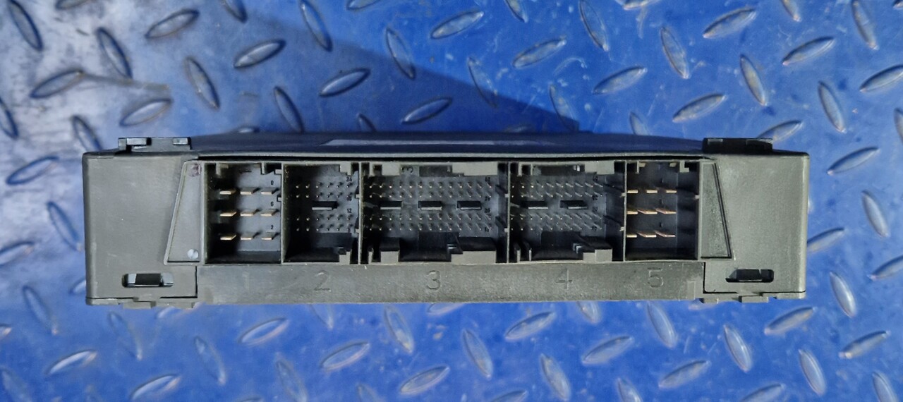 MERCEDES-BENZ Control Device Actros Mp4 CPC3 A0044464702 - Recambio para Otra maquinaria: foto 2 MERCEDES-BENZ Control Device Actros Mp4 CPC3 A0044464702 - Recambio para Otra maquinaria: foto 2