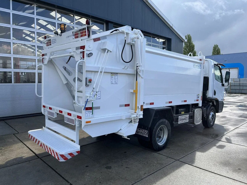 Leasing de Mercedes-Benz Accelo 815 4x2 Garbage Compactor (2 units) Accelo 815 4x2 Garbage Compactor (2 units) Mercedes-Benz Accelo 815 4x2 Garbage Compactor (2 units) Accelo 815 4x2 Garbage Compactor (2 units): foto 6