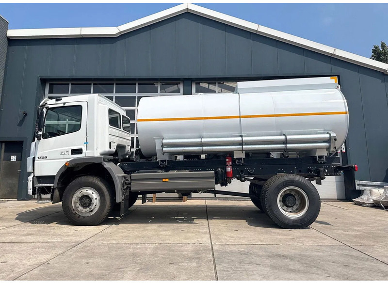 Mercedes-Benz Atego 1725 4×4 Fuel Tank Truck - Camión cisterna: foto 2 Mercedes-Benz Atego 1725 4×4 Fuel Tank Truck - Camión cisterna: foto 2