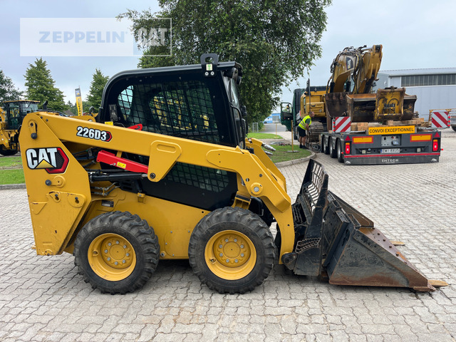Cat 226D - Minicargadora: foto 2 Cat 226D - Minicargadora: foto 2