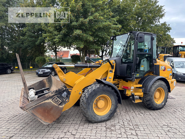 Cat 908M - Cargadora de ruedas: foto 1 Cat 908M - Cargadora de ruedas: foto 1