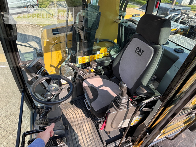 Leasing de Cat M320F Cat M320F: foto 14