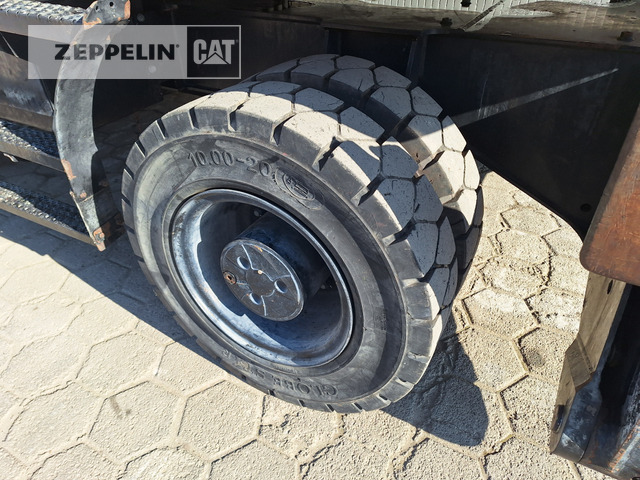 Manipulador de materiales Cat MH3026-06C: foto 12