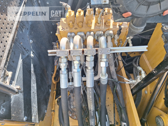 Manipulador de materiales Cat MH3026-06C: foto 25