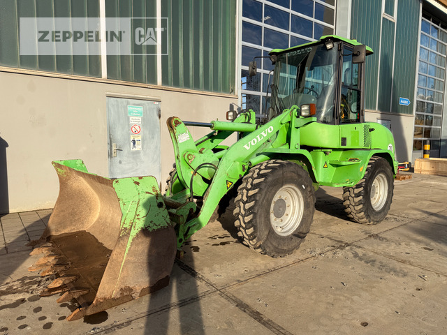 Volvo L30B - Cargadora de ruedas: foto 1 Volvo L30B - Cargadora de ruedas: foto 1