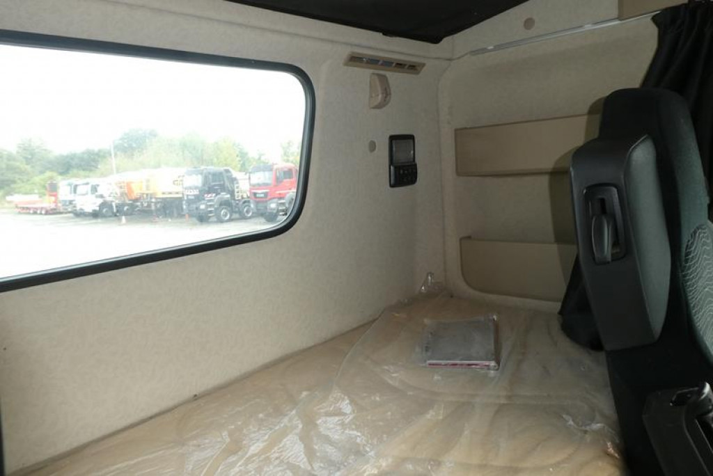 MERCEDES-BENZ Actros neu 2546 L 6x2 Abrollkipper Lenk-Lift Achse - Camión multibasculante: foto 3 MERCEDES-BENZ Actros neu 2546 L 6x2 Abrollkipper Lenk-Lift Achse - Camión multibasculante: foto 3