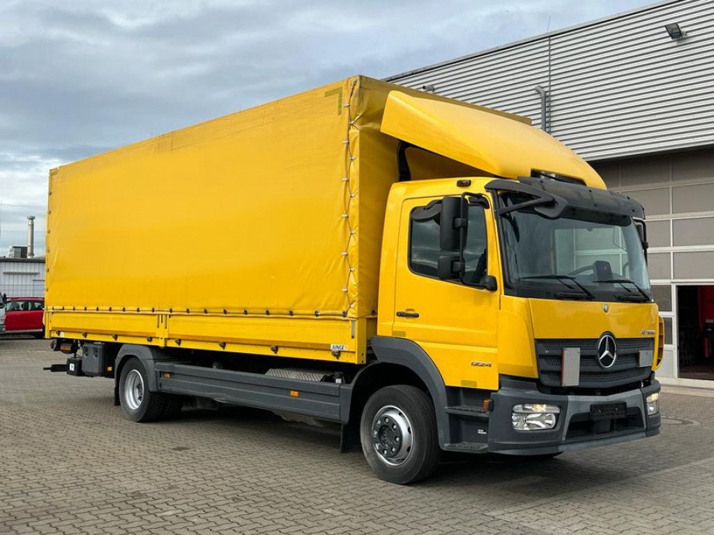 MERCEDES-BENZ Atego 1224 L Pritsche LBW - Camión lona: foto 5 MERCEDES-BENZ Atego 1224 L Pritsche LBW - Camión lona: foto 5