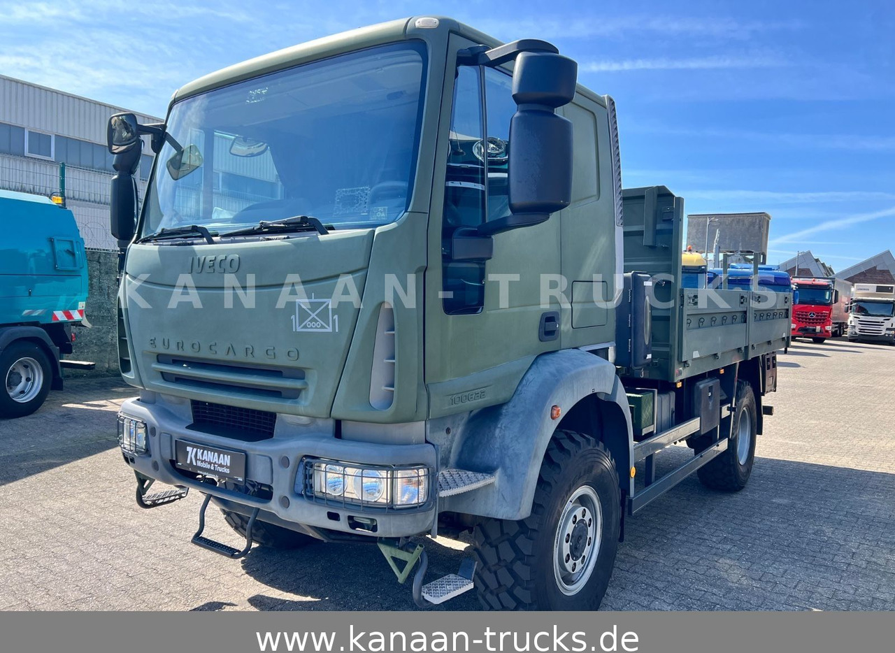 Iveco ML100E22WM-BW 4x4 Miltär Camper Exped 19 TKm - Camión caja abierta: foto 4 Iveco ML100E22WM-BW 4x4 Miltär Camper Exped 19 TKm - Camión caja abierta: foto 4