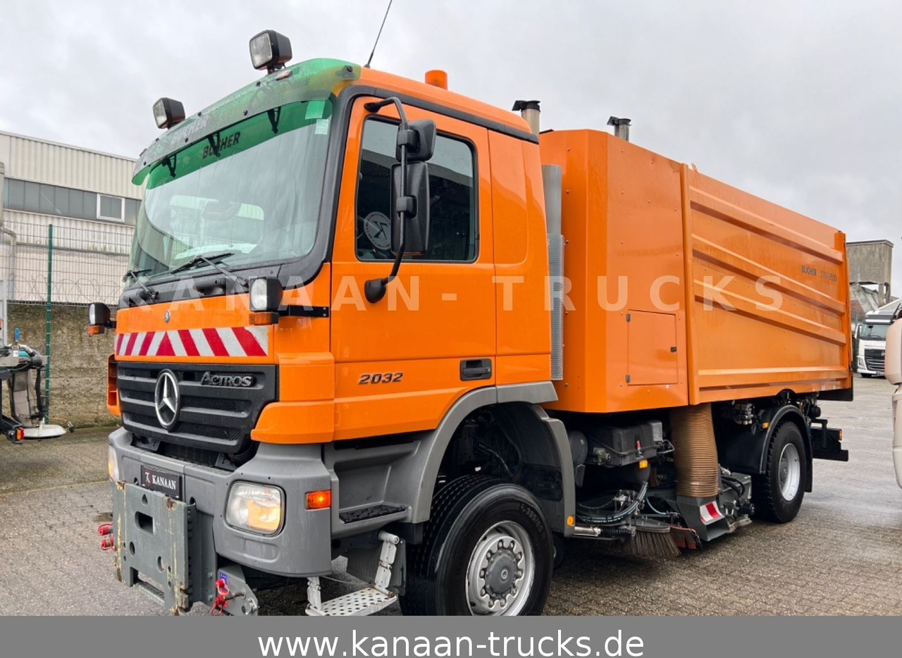 Mercedes-Benz 2032 Actros 4x4 Bucher STKF 9500 AIRPORT KLIMA - Barredora vial: foto 3 Mercedes-Benz 2032 Actros 4x4 Bucher STKF 9500 AIRPORT KLIMA - Barredora vial: foto 3