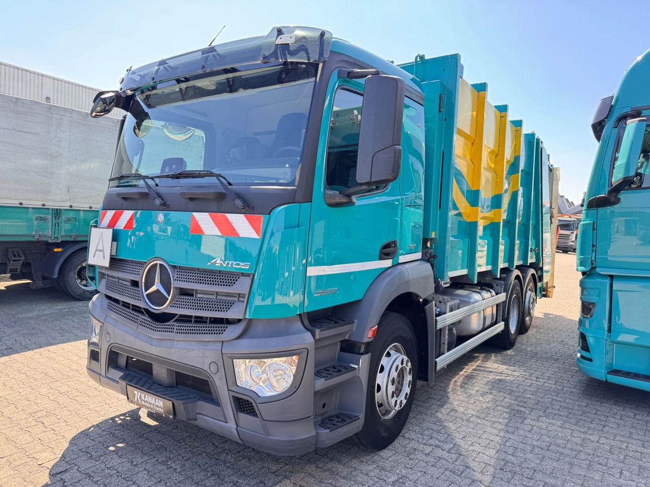Mercedes-Benz 2533 Antos Müllwagen Zöller ATM bei 90Tkm - Camión de basura: foto 2 Mercedes-Benz 2533 Antos Müllwagen Zöller ATM bei 90Tkm - Camión de basura: foto 2