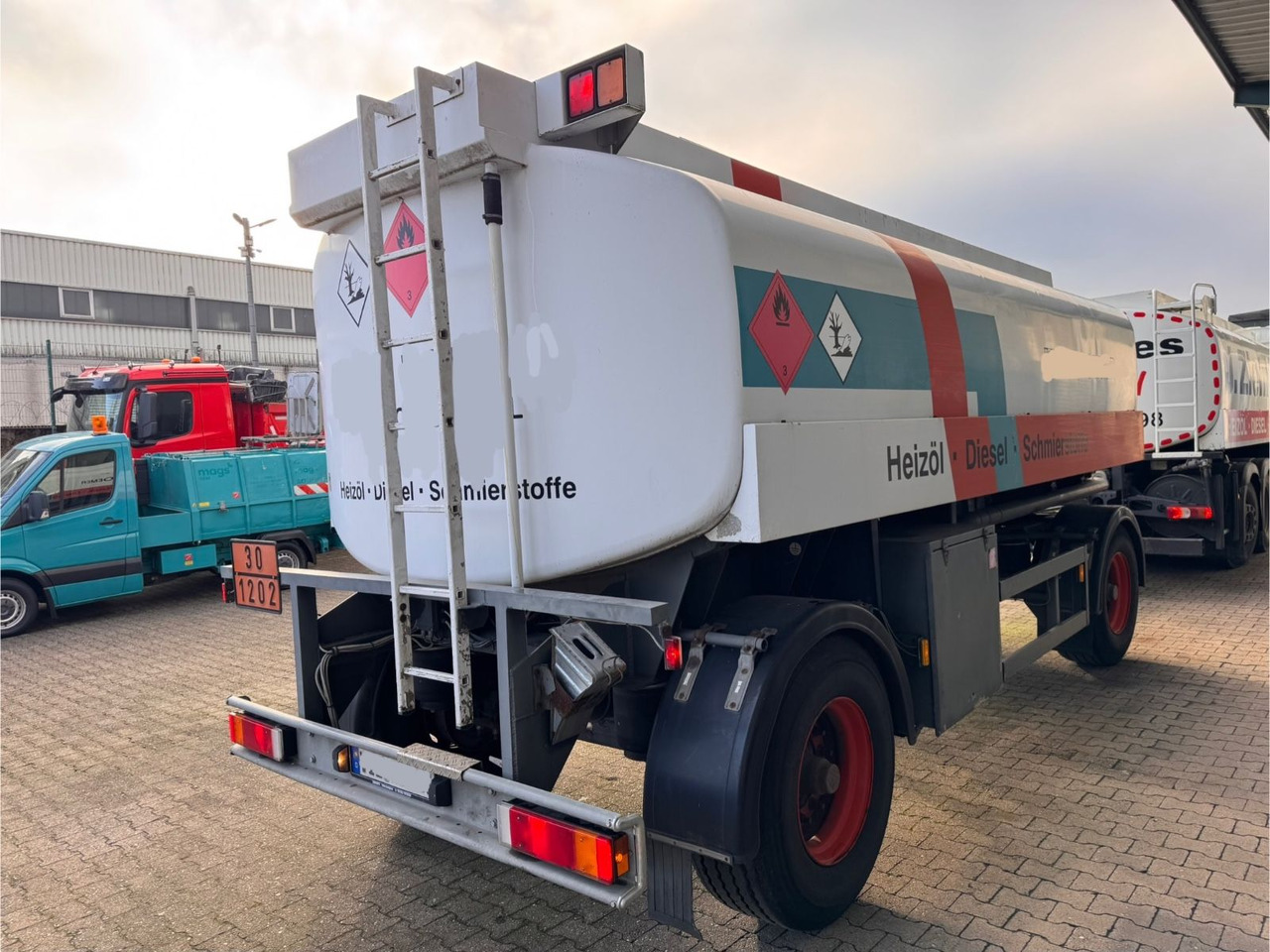 SPEIER 2-Achs Tank Anhänger 3-Kammer 19.350Ltr - Remolque cisterna: foto 3 SPEIER 2-Achs Tank Anhänger 3-Kammer 19.350Ltr - Remolque cisterna: foto 3