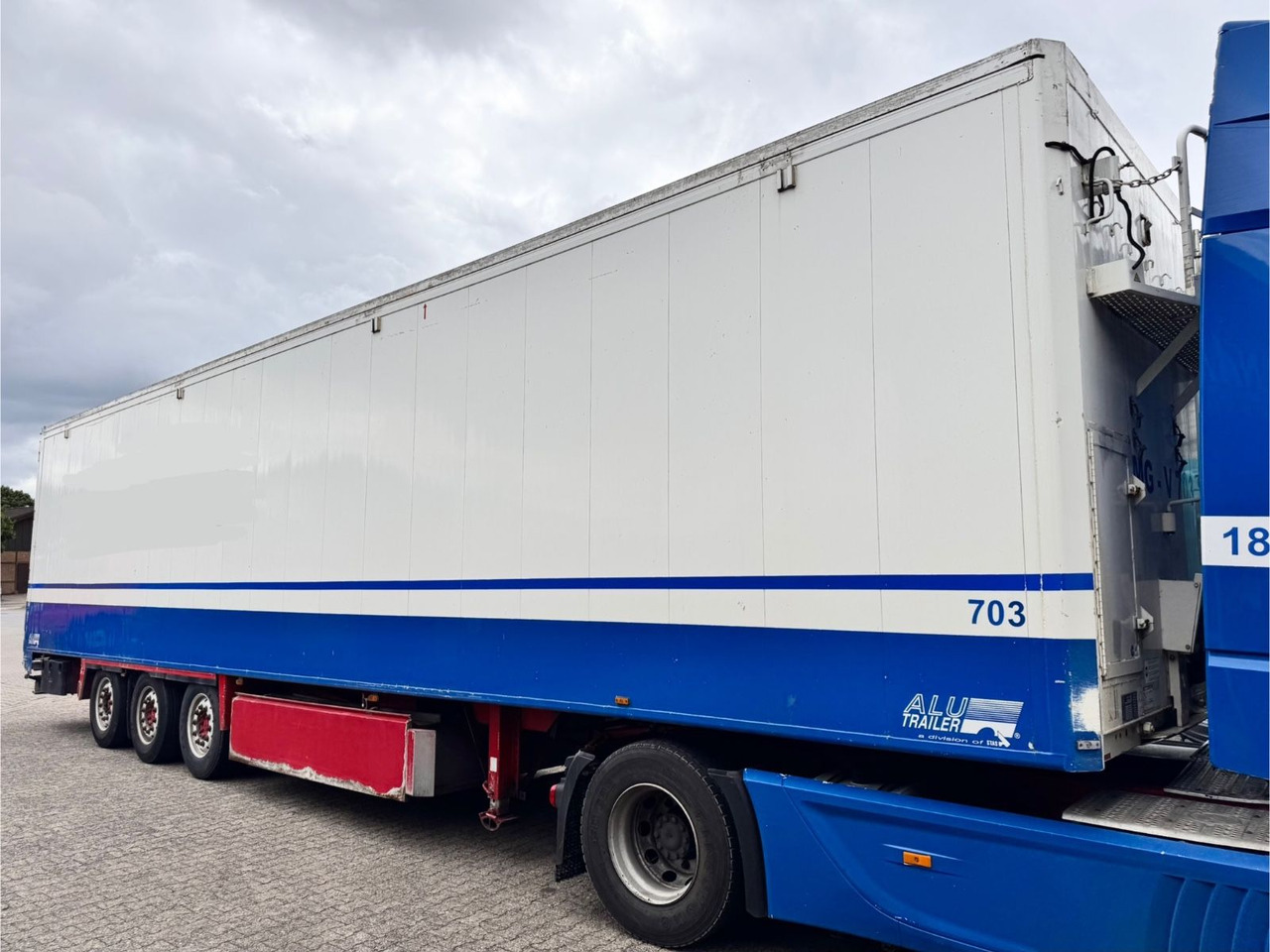 Stas S300 ZX Walkingfloor 3 x Vorhanden TÜV NEU - Semirremolque piso movil: foto 4 Stas S300 ZX Walkingfloor 3 x Vorhanden TÜV NEU - Semirremolque piso movil: foto 4