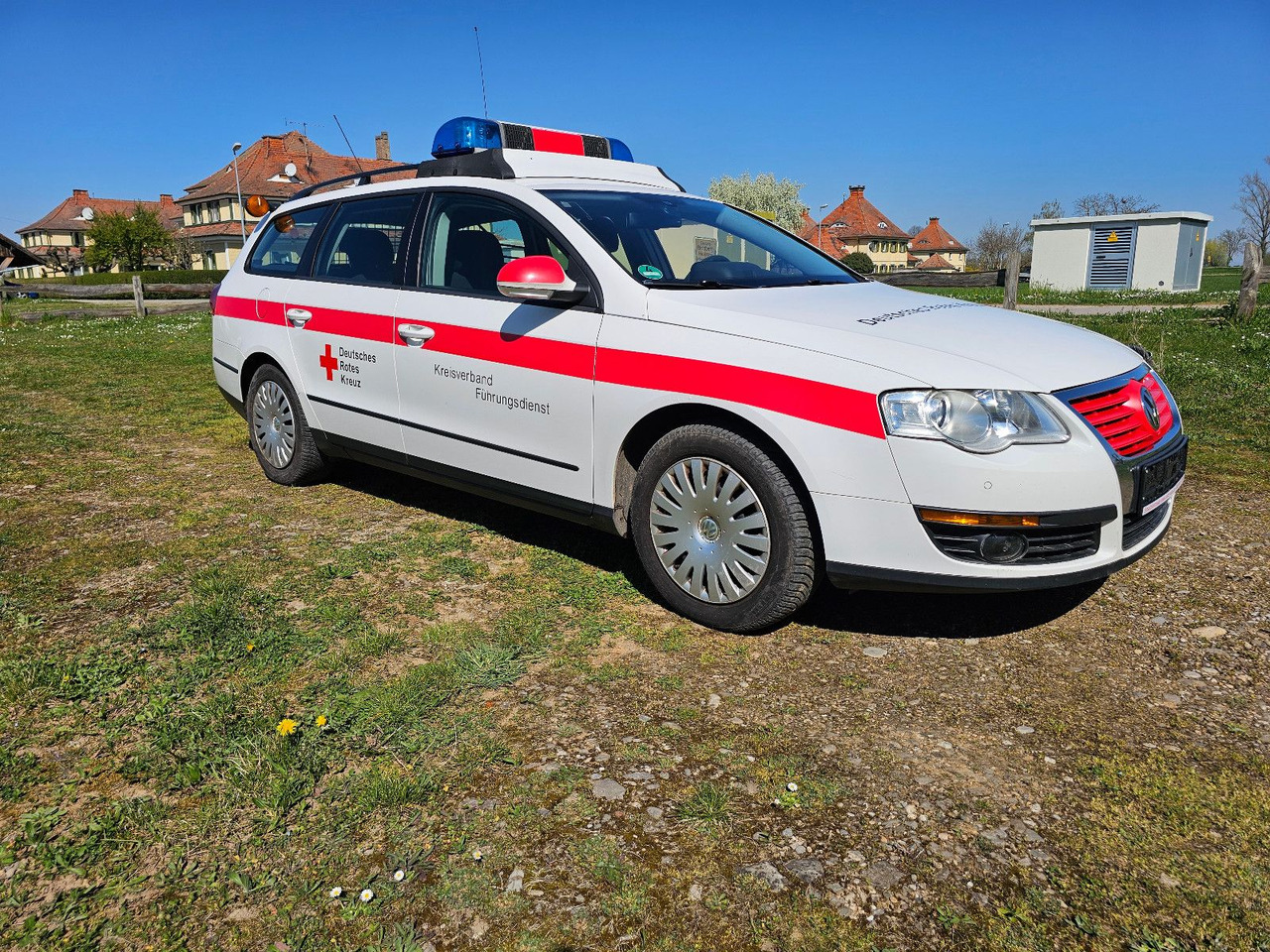 Volkswagen Allrad Feuerwehr Kommandowagen HVO KDOW ELW - Sedan: foto 1 Volkswagen Allrad Feuerwehr Kommandowagen HVO KDOW ELW - Sedan: foto 1