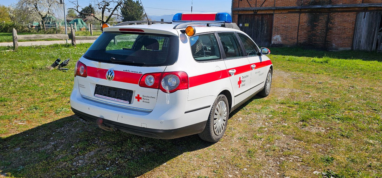 Volkswagen Allrad Feuerwehr Kommandowagen HVO KDOW ELW - Sedan: foto 4 Volkswagen Allrad Feuerwehr Kommandowagen HVO KDOW ELW - Sedan: foto 4
