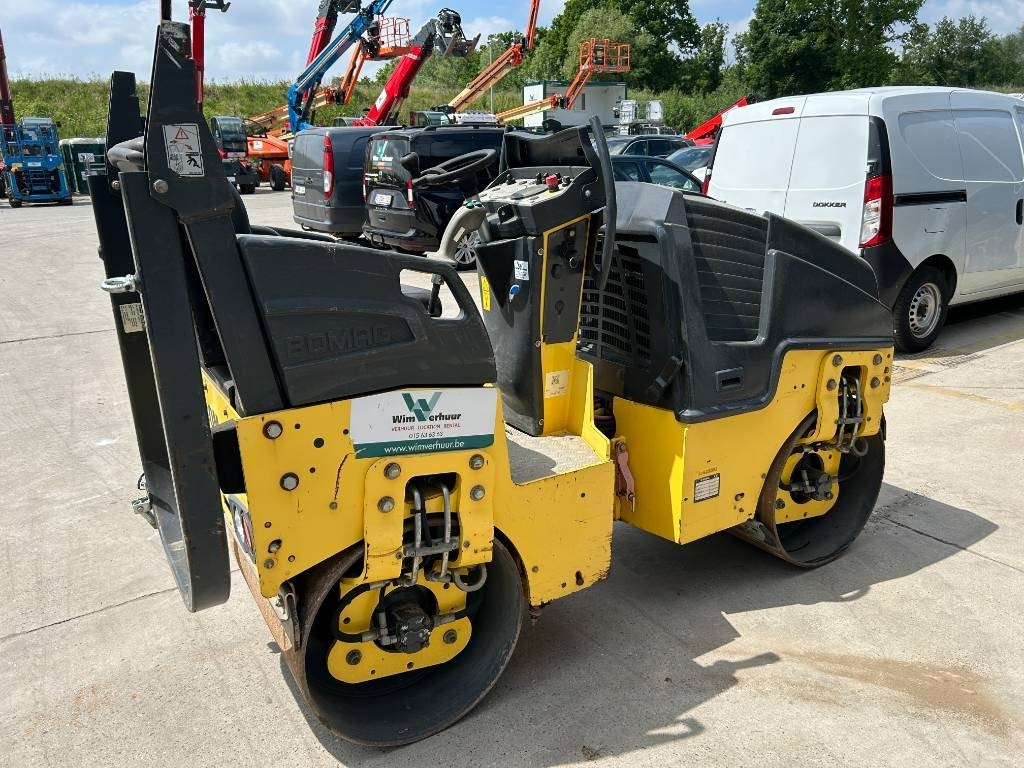 Bomag BW 80 AD-5 - Apisonadora de asfalto: foto 4 Bomag BW 80 AD-5 - Apisonadora de asfalto: foto 4