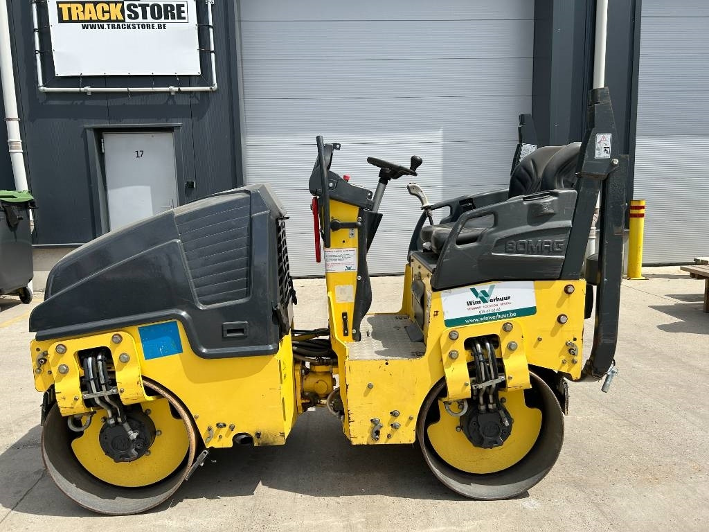 Bomag BW 80 AD-5 - Apisonadora de asfalto: foto 1 Bomag BW 80 AD-5 - Apisonadora de asfalto: foto 1