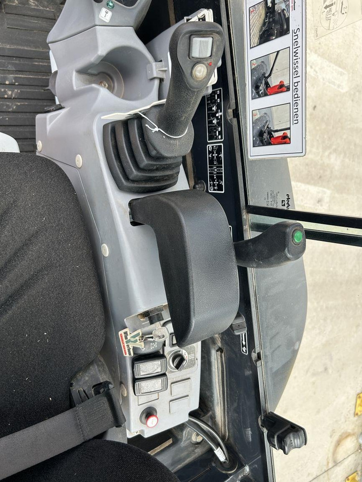 Miniexcavadora Kubota U27-4 (9691): foto 20