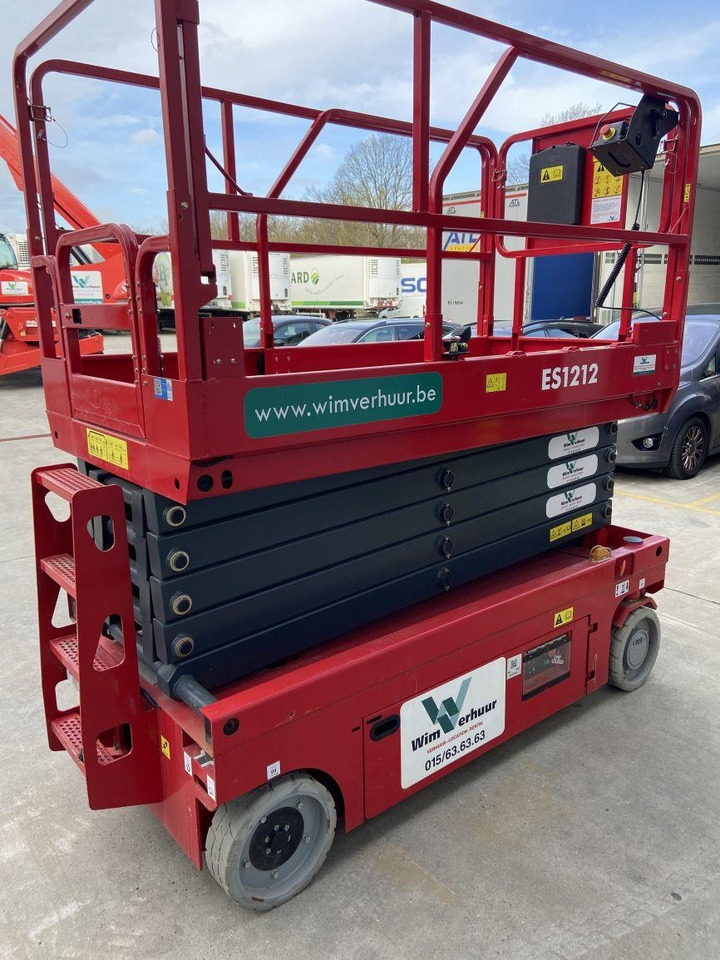 Magni ES1212AC (6444) - Plataforma de tijeras: foto 5 Magni ES1212AC (6444) - Plataforma de tijeras: foto 5