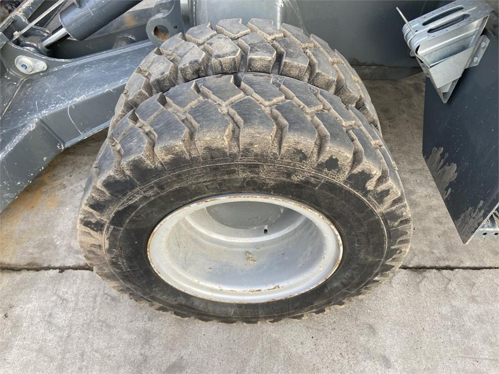 Excavadora de ruedas Wacker Neuson Neuson EW65 (7762): foto 11 Excavadora de ruedas Wacker Neuson Neuson EW65 (7762): foto 11