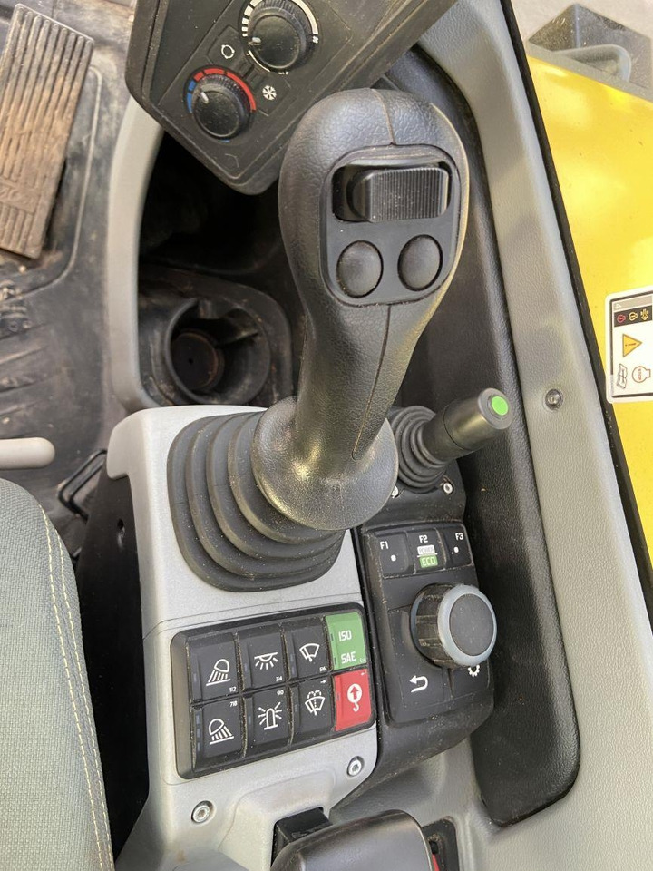 Excavadora de ruedas Wacker Neuson Neuson EW65 (7762): foto 19 Excavadora de ruedas Wacker Neuson Neuson EW65 (7762): foto 19